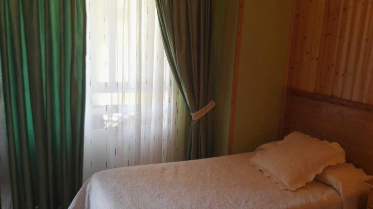 Hotel Casa David Triacastela Zewnętrze zdjęcie